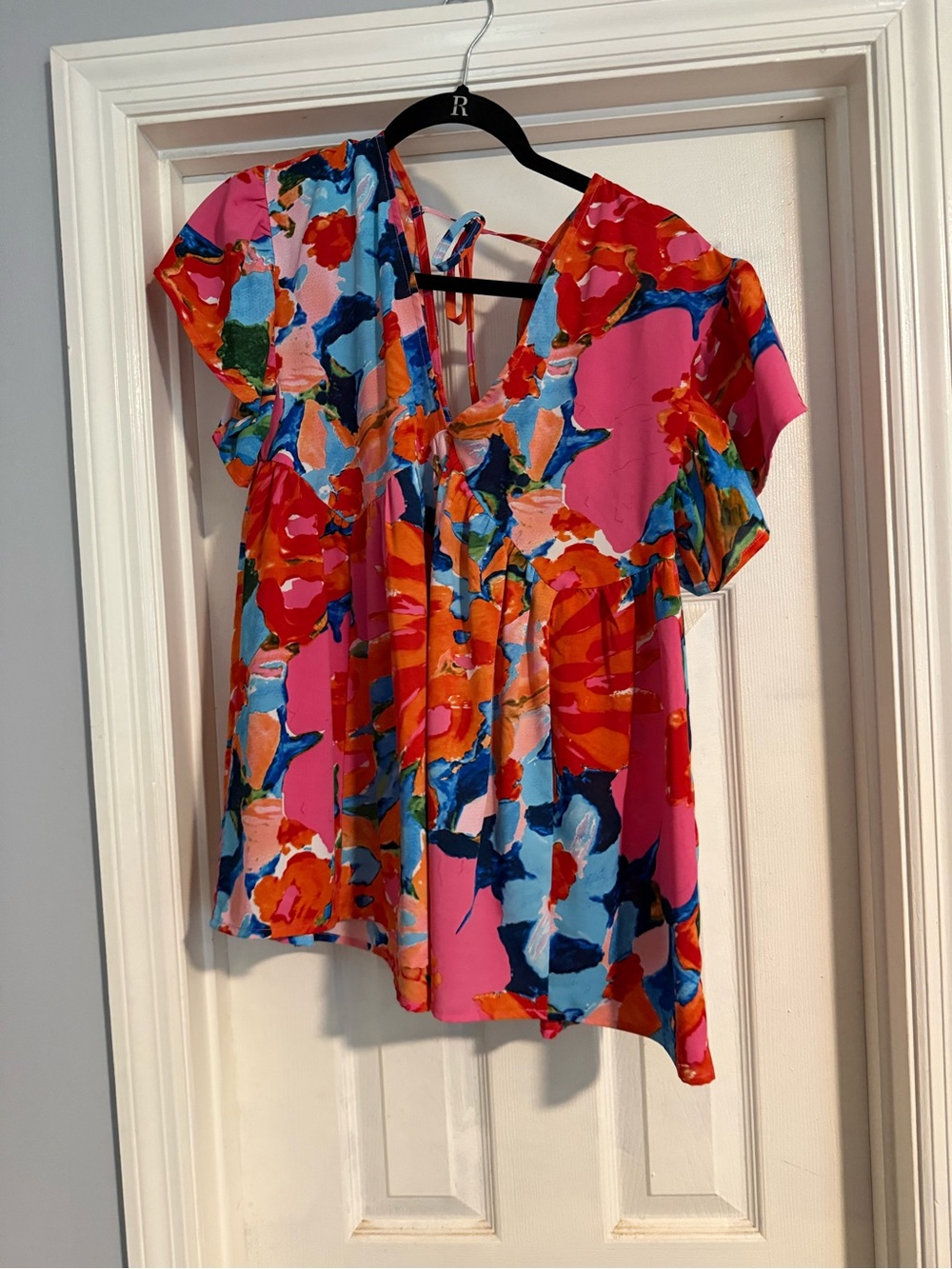 entro Pink Multicolor Floral V-Neck Blouse